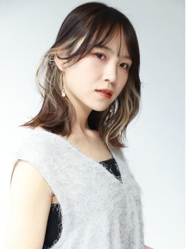 Wiz 吉川店【ウィズ】 デザインカラー/ミルクティーブロンド/インナーカラー/韓国/吉川