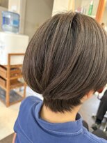 ヴィサージュ(VISAGE) 襟足スッキリ耳掛けショート