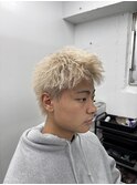 アップバングショート/ホワイトベージュ