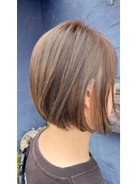 ヘアー ドレッサー ティカ(Hair Dresser TiCA) 首元スッキリ前下がりボブ。