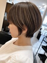 ロッティー(Lotti) 丸みショート×ハイライト