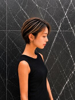 アッシュ 大森店(Ash)の写真/ただ染めるだけではなく、薬剤の調合バランスや施術時間などを緻密に計算したナチュラル感を出す技術に注目