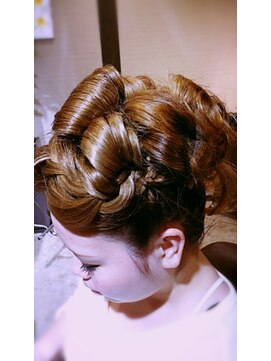 レディースアンドメンズサロン リブラン(Ladies & Men's salon Liburan) パーティーヘアーセット