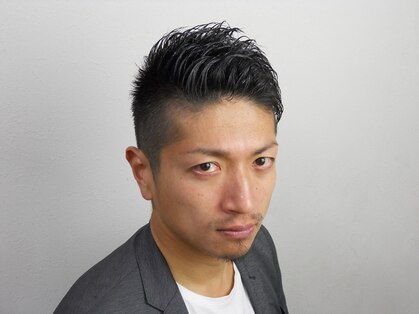 マックスーパーヘアー(MAC SUPER HAIR)の写真