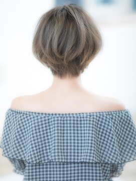 ヴィアラ 自由が丘(VIALA) 【VIALA 自由が丘】メリハリ×大人カワイイ