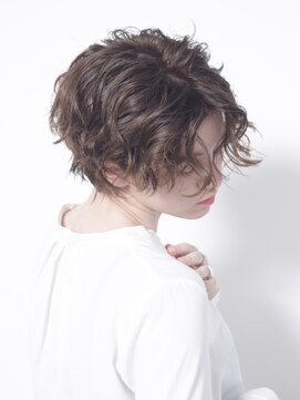 メゾンドイギー(MAISON de IGGY) ラフショート×アッシュベージュ#ふんわりカール