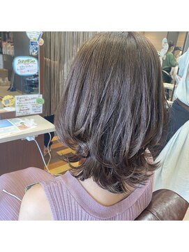 ジールドゥーエ(Zeal due) 外ハネくびれスタイル