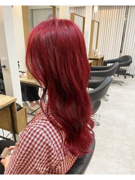 エリス ウメダ(Eliss umeda) 韓国ヘア×カーディナルレッド