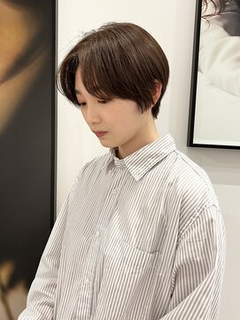 フェイバリットガーデン(favorite garden) 20代30代ナチュラルハンサムショート