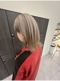 ホワイトベージュ