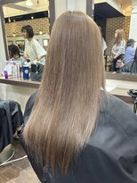 ヘアーアンドメイク ビス(HAIR&MAKE bis) まろやかミルクティーベージュ♪