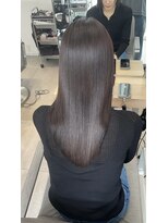 エラ(Ella)&nbsp;美髪矯正で潤いとツヤが続く艶髪へ