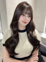 様々なスペシャリストが揃う当店スタイリストのオススメスタイル♪
