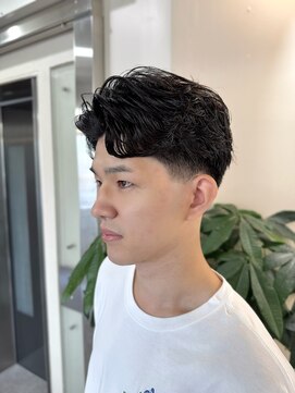 マインバイアフロートギンザ(MYNE by AFLOAT GINZA) センターパート