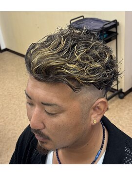 パリス メンズサロン(PARIS MEN'S Salon) 極道パーマ×ハイライト
