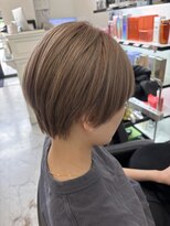 レプリカ 戸塚(Replica) くびれショート、ミルクティー