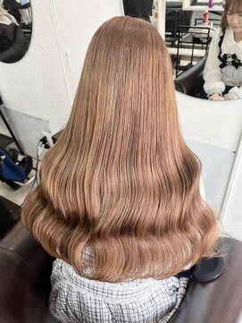 ラビス(Lovis) ミディアム/暗めカラー/デザインカラー/フェイスフレーミング