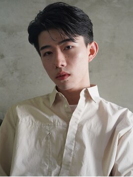 クオル キャスト 熊本(QOL×cast) ニュアンスパーマジェントルパーマガイルヘアセンターパート