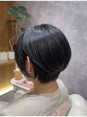 ショートボブ