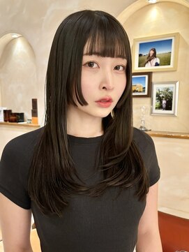 オアシスアヴェダ ザ・ペニンシュラ東京(OASIS AVEDA) セミロング・暗髪ロング・コスメストレート・銀座日比谷20代30代