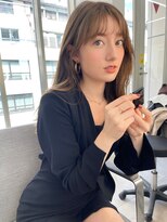 ヌイ 横浜(nui)&nbsp;シアベージュセミディレイヤー_オリーブベージュレイヤーカット