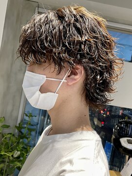 エリマ 調布(elima) センターパート/マッシュウルフ/波巻きパーマ/無造作パーマ