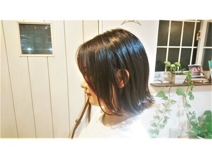 ヘアールーム フージンイーウー(hair room Foojng ewoo)の写真