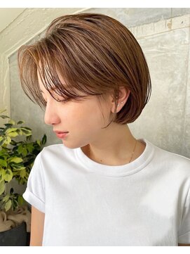 ベル 表参道Terrace(Belle) 短くても女性らしさを失わない丸みのあるショート（小顔）