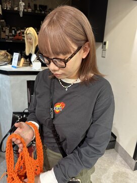 ペレ 渋谷(PELE) kya101斜めバング/グレージュカラー/デザインカラー/渋谷/渋谷駅