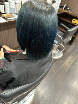 髪の美院 シャルマン ビューティー クリニック(Charmant Beauty Clinic) エメラルドグリーン