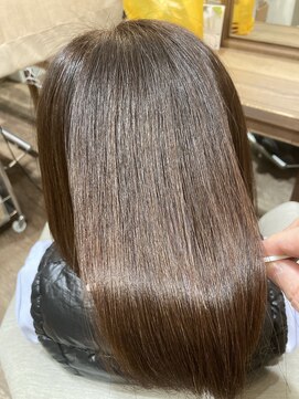 ユーリカ リチェルコ 四天王寺前夕陽ケ丘店 縮毛矯正/酸性ストレート