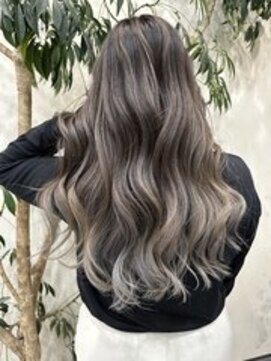 フル(FuLL) バレイヤージュ