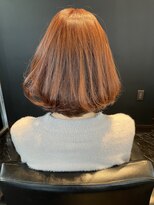 ココプラスアルファ(COCO+α)&nbsp;大人可愛いピンクベージュのふんわりミディボブ