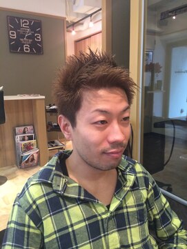 ヴィルトゥーサ (Virtousa) 大人カジュアルモードスタイル