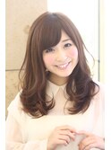 大人女子のゆるふわパーマヘアスタイル