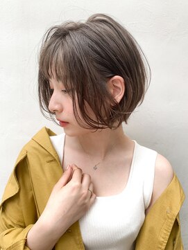 トルネード(TORNADO) 大人ショートボブ丸み可愛いひし形ベージュカラー K08-23