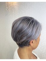 ヘアーアンドメイク ドレス(DRESS)&nbsp;白髪を生かすハイライト