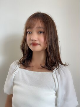 ビュートリアム 神戸(BEAUTRIUM) 似合わせカット/顔周りレイヤー/前髪カット/レイヤーカット