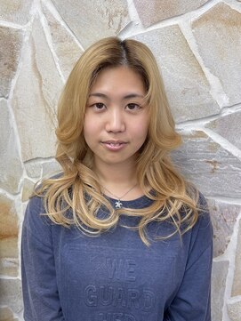 サロン ド ハル salon de HARU ハイトーンカールスタイル