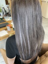 フツーロ 栄(FUTURO)&nbsp;#エクステ付いたままカラー＃グレージュ＃名古屋美容室＃10代