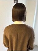 大平/切りっぱなしミニボブ前下がりアッシュベージュ外ハネ20代