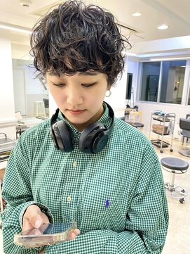 グラフ 日本橋(GRAFF) 大人気！カジュアルショートパーマ【GRAFF日本橋】