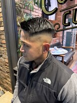 フォーコーナーズ(Four Corners)&nbsp;フェード/フェザーアップ/バーバー