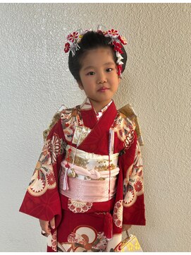 パリスパート2 キレイに スッキリ 日本髪風 七五三 ヘアアレンジ