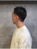 女性ウケ満点　ビジネスにも強いテーパーフェード