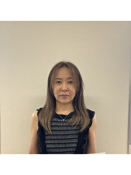 アルバサンス(albasanz) 20代/30代/ハイライトカラー/デザインカラー/ベージュ/似合わせ