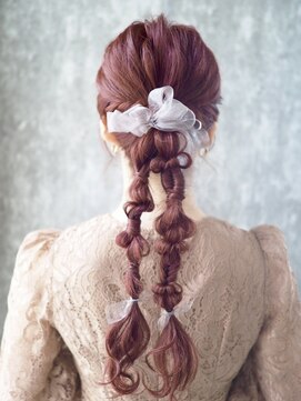 アンジェロ カリノ(Angelo Carino) 20代/30代/ヘアセット/ヘアアレンジ/ツインポニー