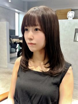 リーシュ(Re:sh) レイヤーカット/ミディアムレイヤー/アッシュベージュ