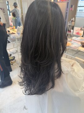 マリアバイアフロート(Maria by AFLOAT) 【レイヤーカット/ハッシュカット/ロングヘア】