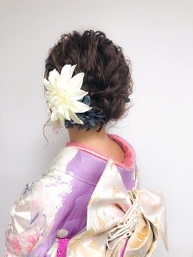 ヘアメイク シュシュ(Hair make chou chou) ボブ成人式振袖ヘアアレンジ【chou-chou 北林夏実】
